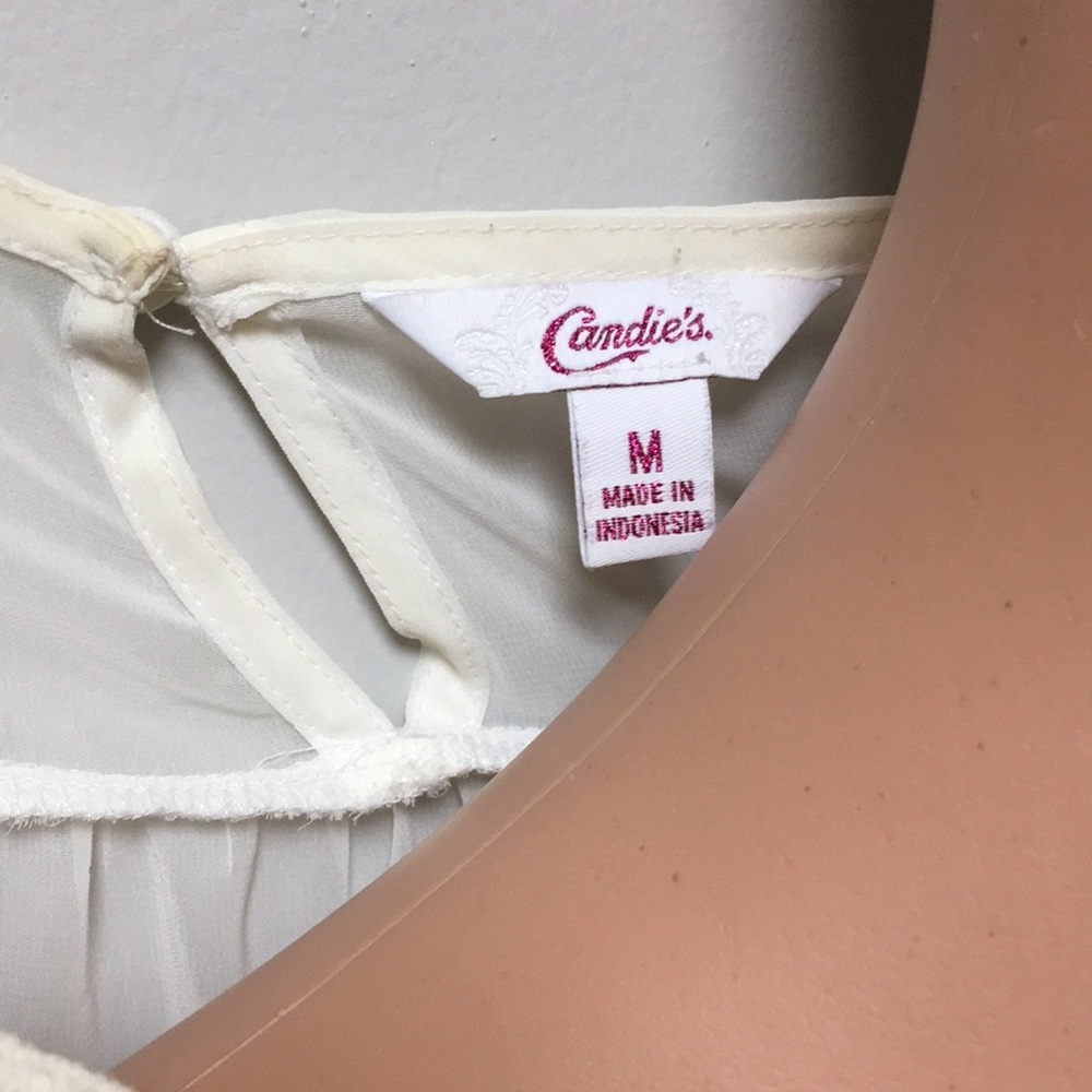 Candie’s Blouse - Picture 8 of 8